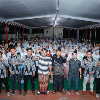 Santri Dukung Ganjar DIY Blusukan Ke Masyarakat Kenalkan Lima Program