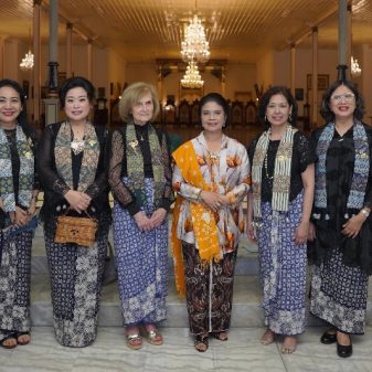 Jejak Estetika di Singgasana Pakualaman: Harmoni Batik dan Pemberdayaan Perempuan Global
